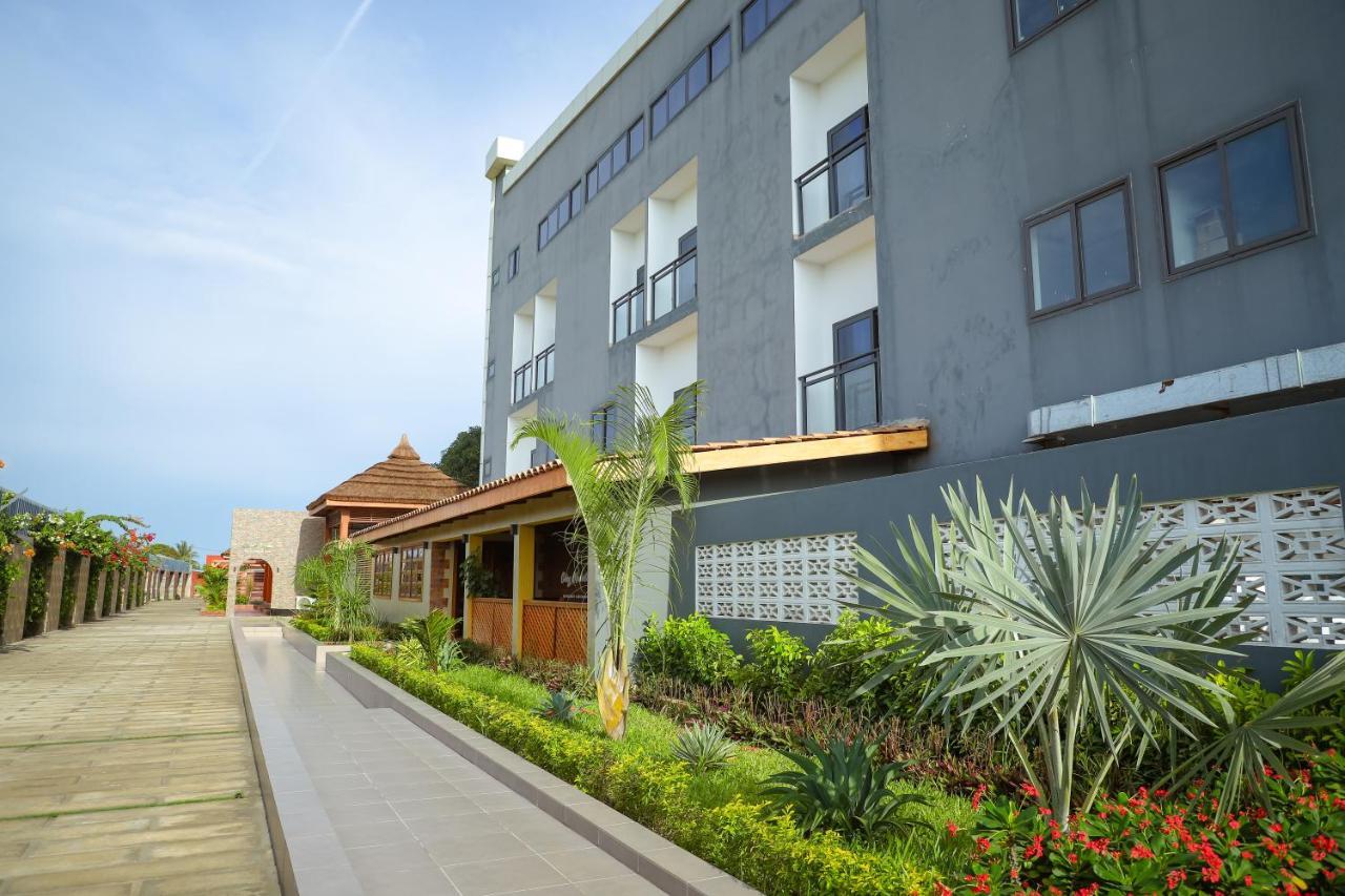 Hotel Regina The Pearl Aneho Exterior photo